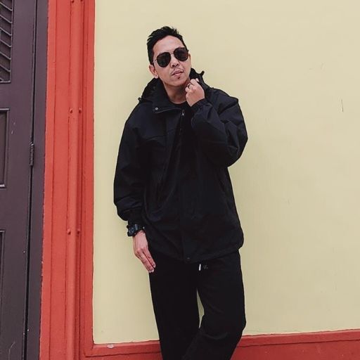 CEO 3WWIN